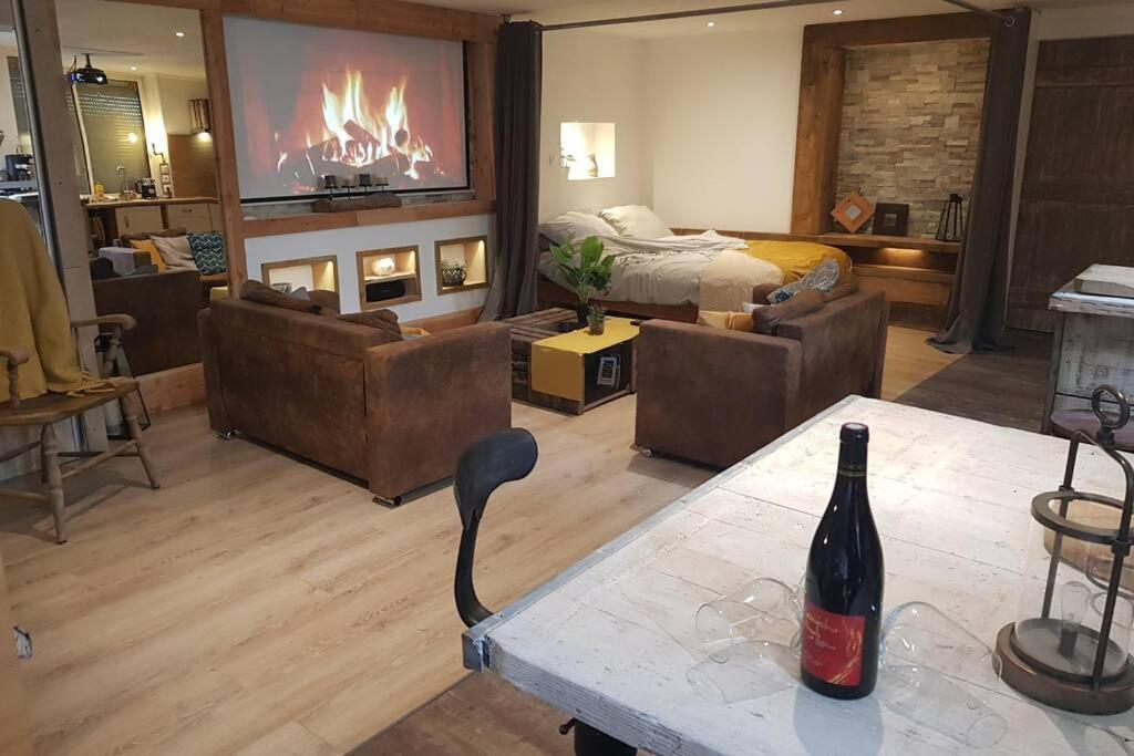 L'Idyllique - Studio Prive Sous Maison Saint-Didier-sur-Beaujeu Dış mekan fotoğraf